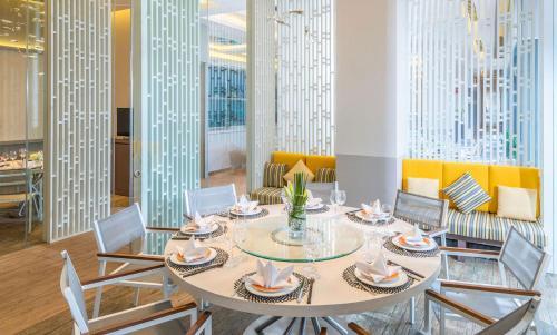 Luxury Sea View Apartment