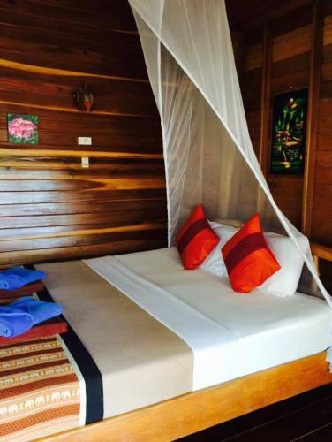 Hotel Thiwson Beach Resort