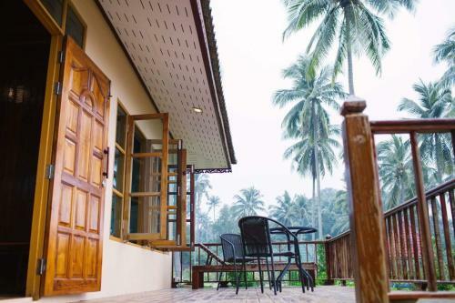 Hotel Yataa Island Resort