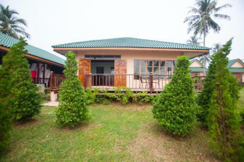Hotel Yataa Island Resort