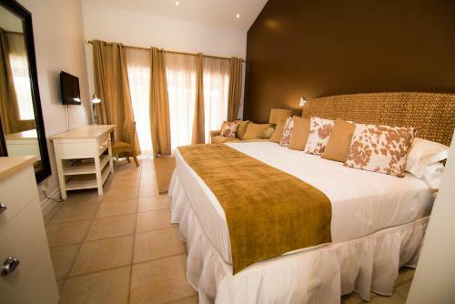 Blue Lagoon Hotel And Marina Ltd
