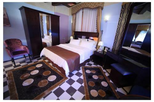 Apartamento Roomi Suites Hotel