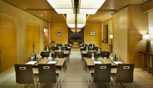Hotel Doubletree By Hilton Al Muroj