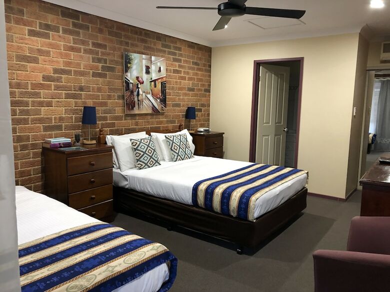 Aussie Rest Motel