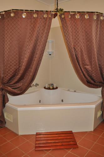 Bracken Ridge Villas