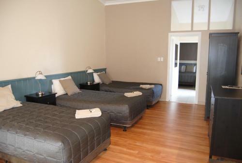 Airlie House Motor Inn