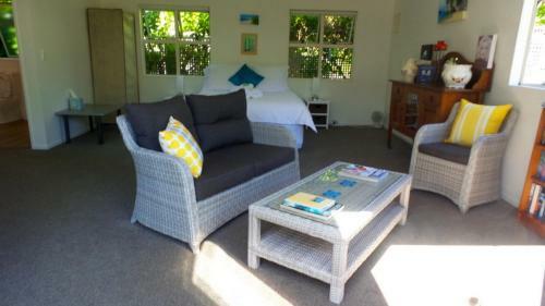 Cathedral Cove Apartment