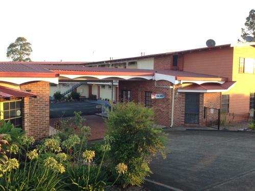 Riverview Motor Inn