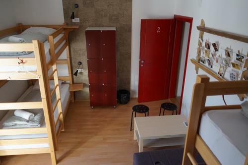 Hostel The Red Door