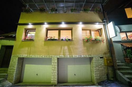 Hostal Guest House Dani