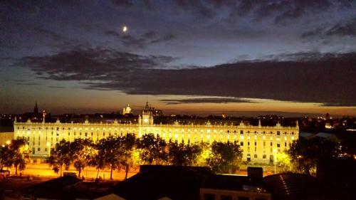 Bed & Breakfast Romantic Room In Brussel Sky