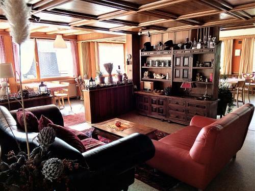 Bed & Breakfast Heidi-guesthouse-amden