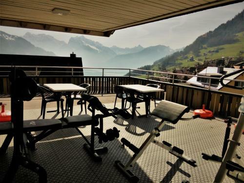 Bed & Breakfast Heidi-guesthouse-amden