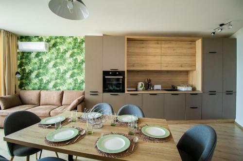 Trigor City Apartment