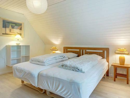 Three-bedroom Holiday Home In Nex� 35