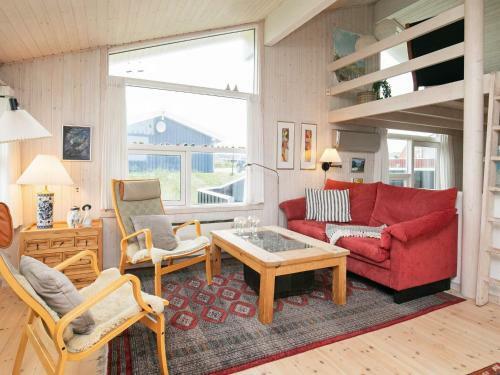 Three-bedroom Holiday Home In Blokhus 1