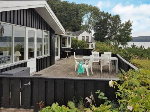 Two-bedroom Holiday Home In B�rkop 11