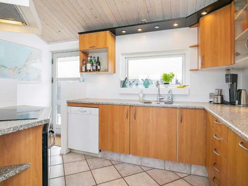 Three-bedroom Holiday Home In Pandrup 8