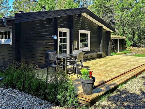 Three-bedroom Holiday Home In R�m� 9