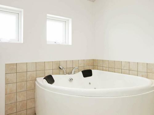 Three-bedroom Holiday Home In Brovst 33