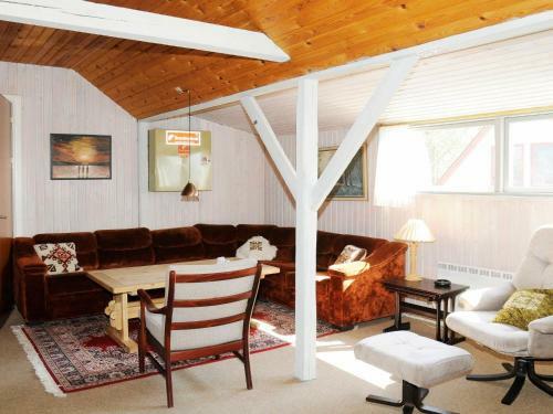 Eight-bedroom Holiday Home In Grenaa
