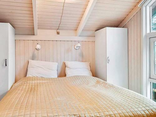 Two-bedroom Holiday Home In Hals 9