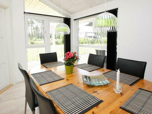 Three-bedroom Holiday Home In Hals 30