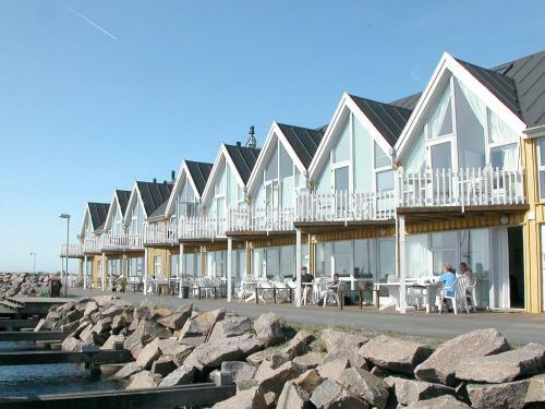 Three-bedroom Holiday Home In Hasle 2