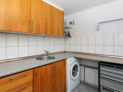 Two-bedroom Holiday Home In Hals 22