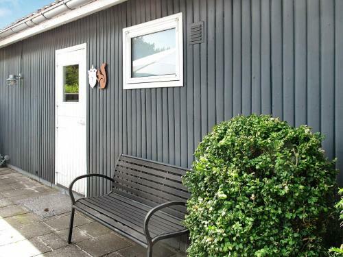 Three-bedroom Holiday Home In Hals 43