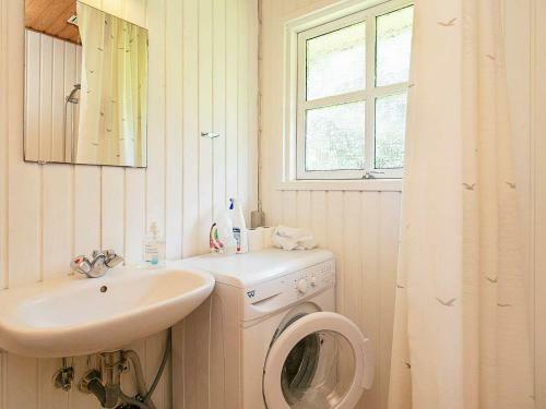 Two-bedroom Holiday Home In Hals 28