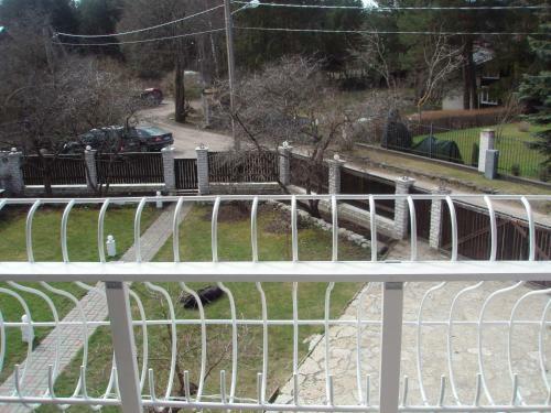 Hostal Oti Guesthouse