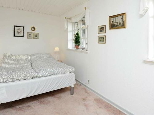 Five-bedroom Holiday Home In Juelsminde 3