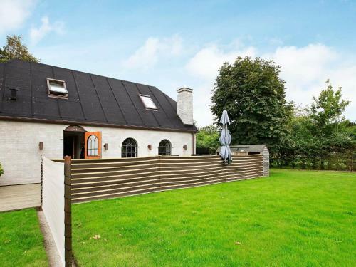 Two-bedroom Holiday Home In Jerup 1