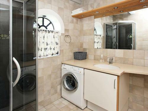 Two-bedroom Holiday Home In Jerup 1