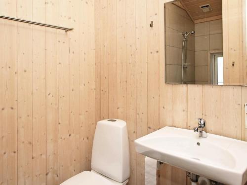 Three-bedroom Holiday Home In Jerup 8