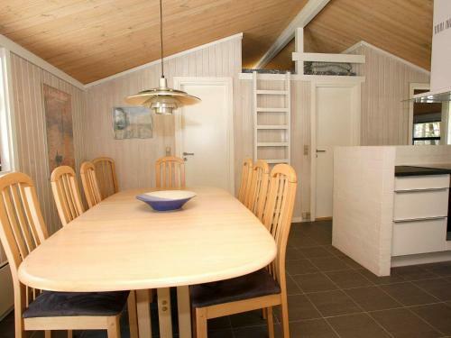 Four-bedroom Holiday Home In Jerup 7