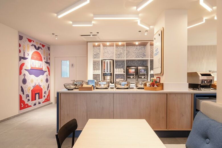Hotel Express By Holiday Inn Gent