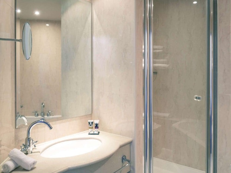 Hotel Mercure Holland House Cardiff