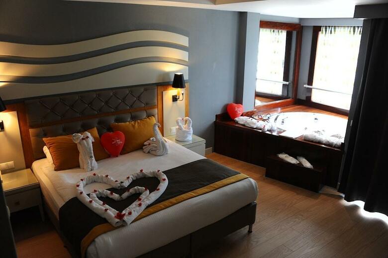 Hotel Saturn Palace Resort