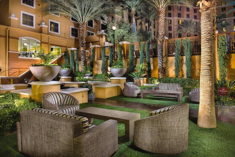 Hotel Grand Desert Resort