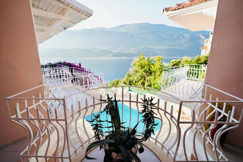 Club Capa Hotel