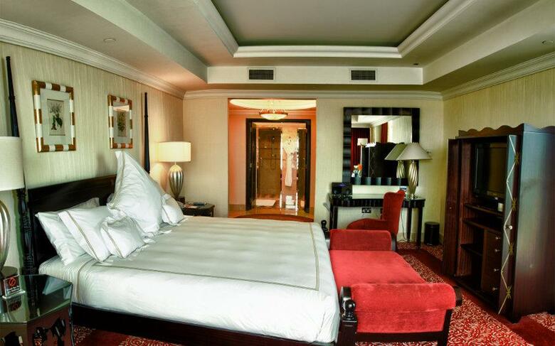 Hotel Beach Rotana Abu Dhabi