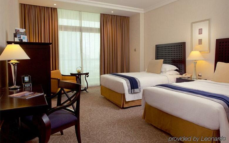 Hotel Beach Rotana Abu Dhabi