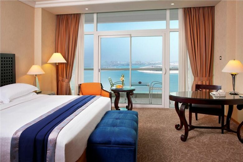 Hotel Beach Rotana Abu Dhabi