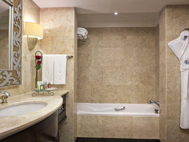 Hotel Beach Rotana Abu Dhabi
