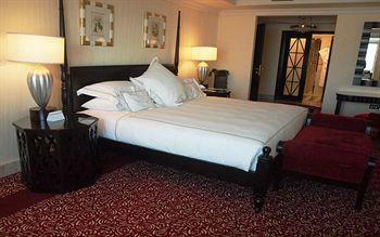 Hotel Beach Rotana Abu Dhabi