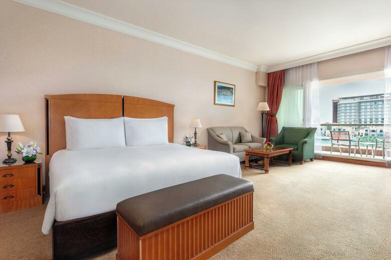 Hotel Al Raha Beach