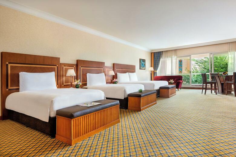 Hotel Al Raha Beach