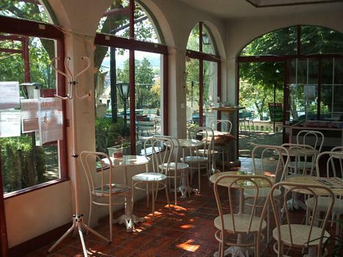 Hostal Guest House Pizzeria Pazza Da Gianni
